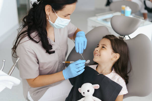 Best Emergency Dentist for Knocked-Out Tooth in Lamont, MI